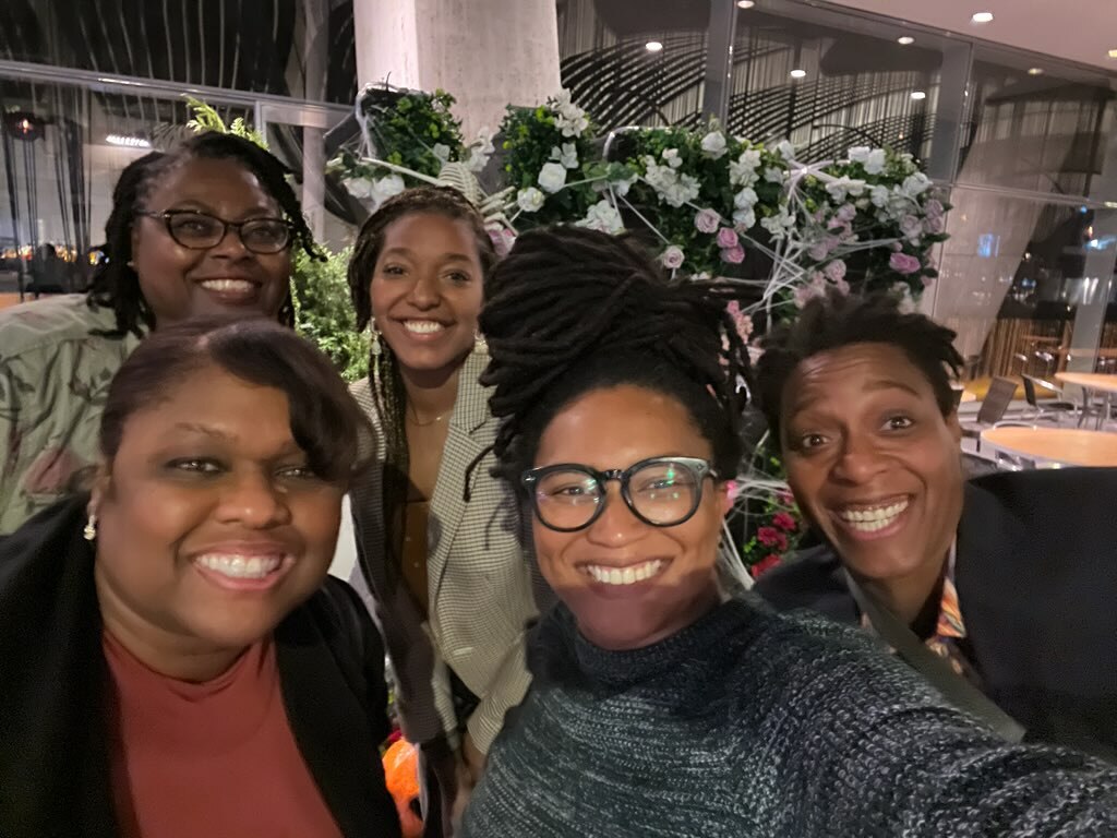 AlexisLaBroi's tweet photo. Went out on the town night with my Ladies in NYC. Don't be jealous! https://t.co/nCn2AbmDNw