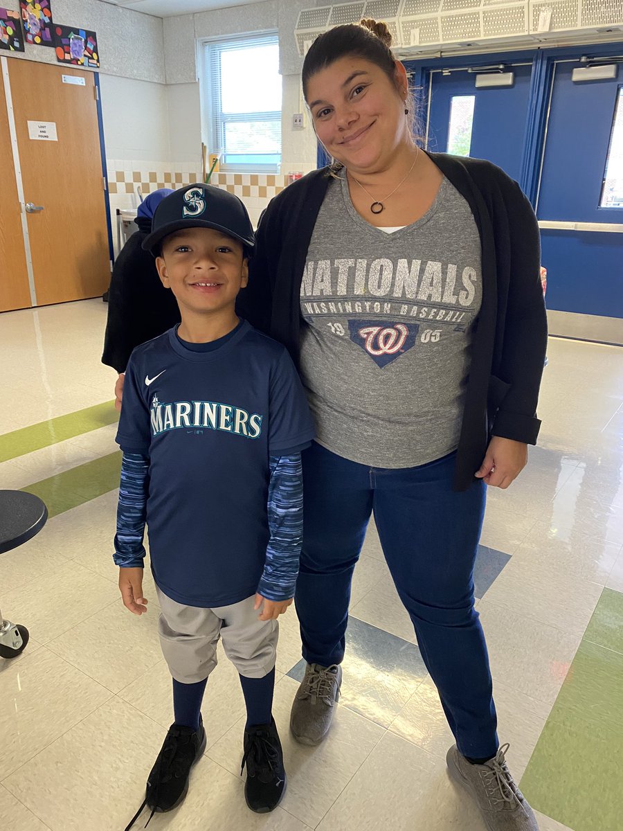 Today for team day these bulldogs showed how we TEAM UP for digital citizenship! #BucknellStrong #FCPSdigcit