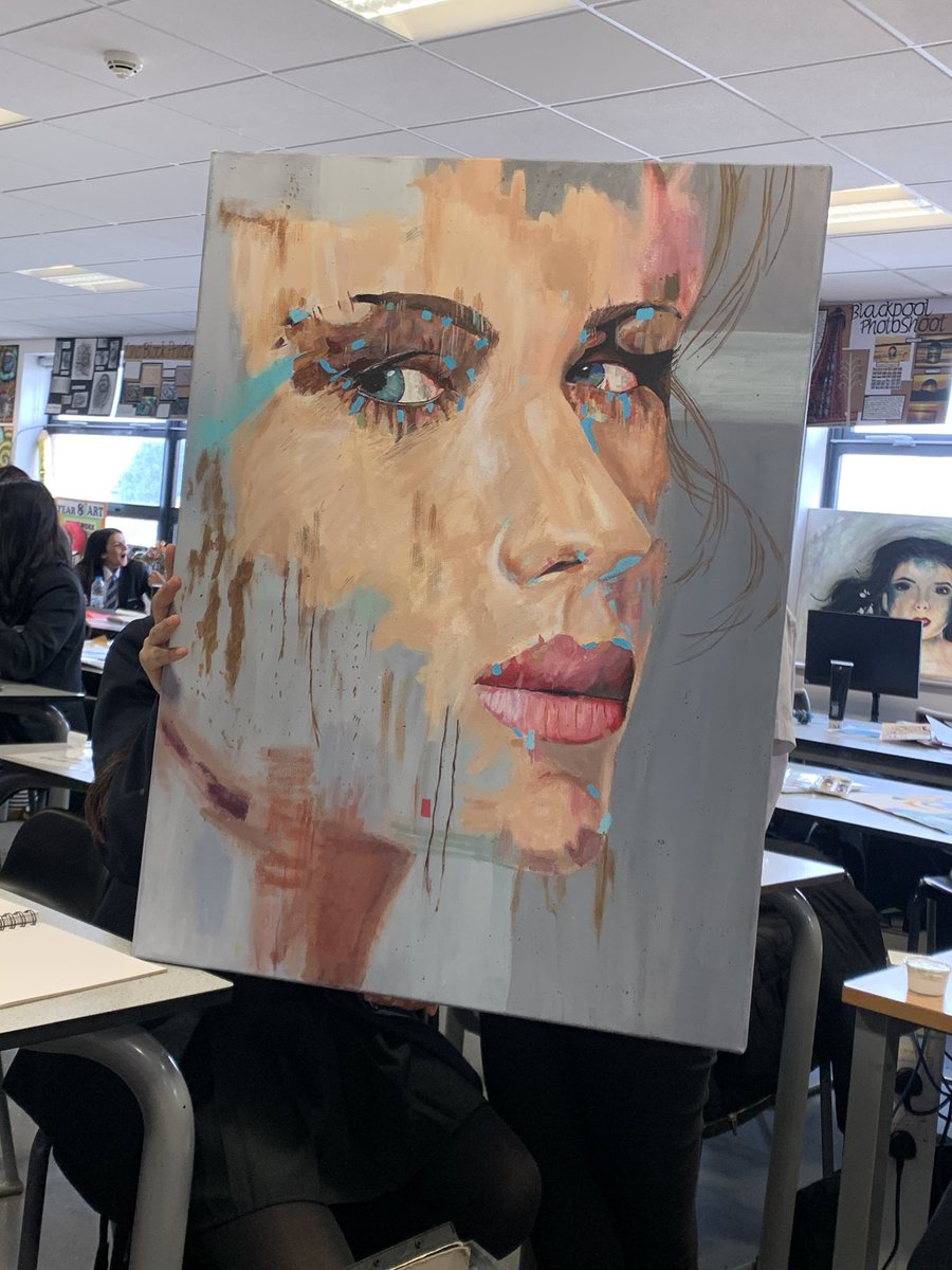 Kingsway Park High School Art Department tweet media