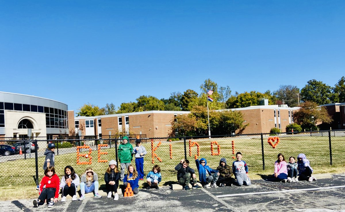 SappFlyers's tweet photo. Thank you,  Mrs. Hopkins and Mrs. Carlton's 4th grade learners!
#FlyKind
#BeTheGood 
#WhyWeFly https://t.co/wRPYP6vt0z