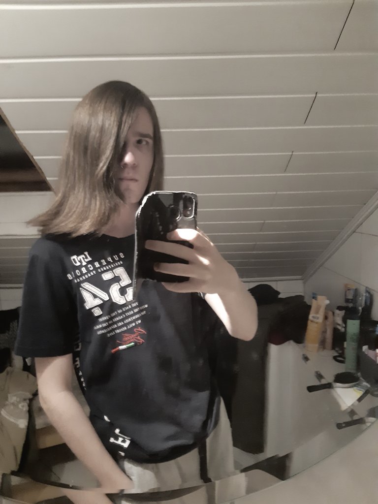 kaio_Smash's tweet photo. POV: Twitter tag Eins https://t.co/30cxu5Dt6G