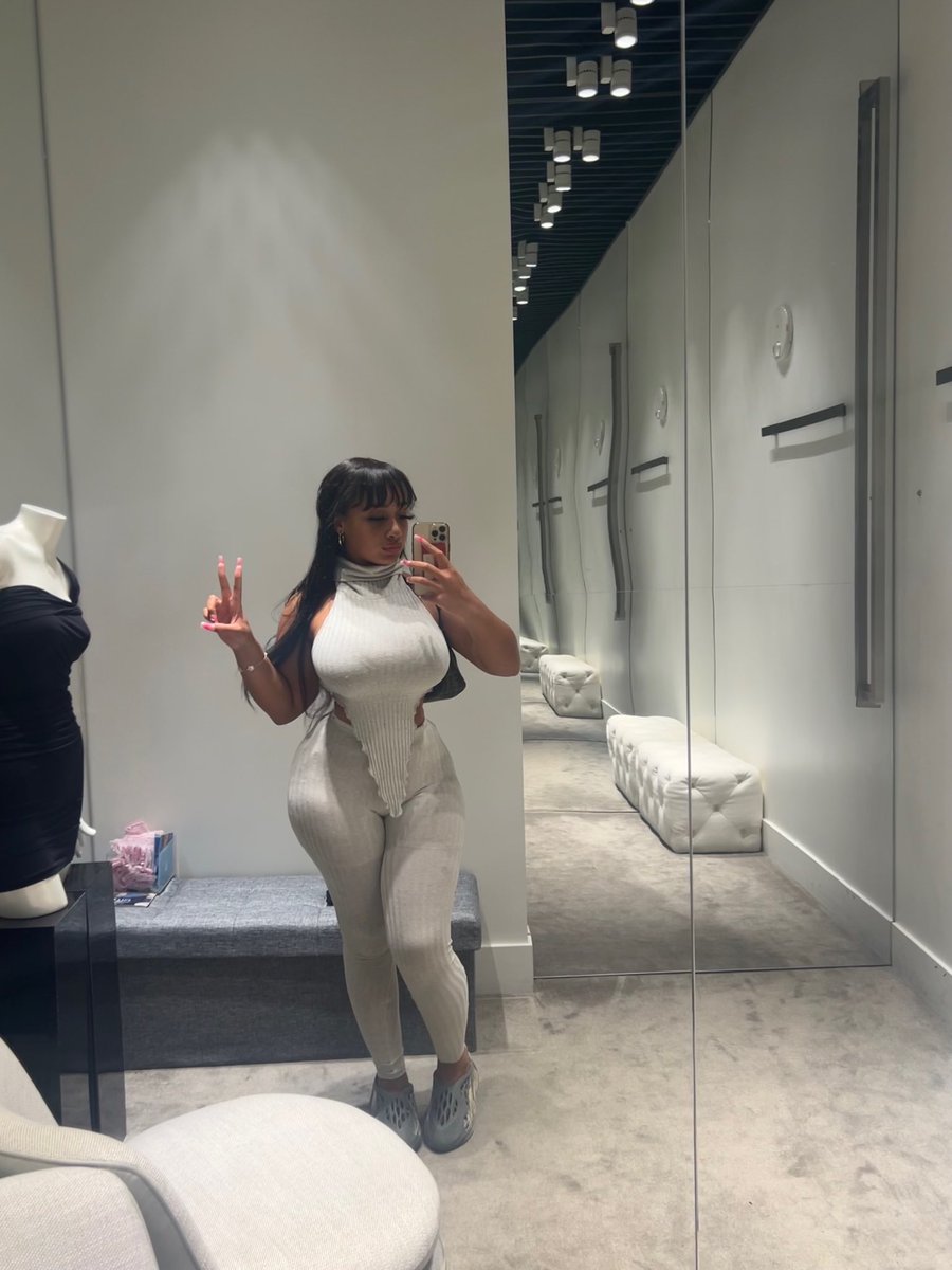 ✌🏽