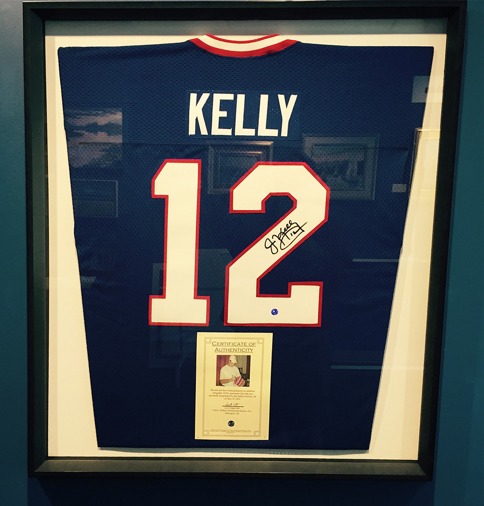 GearyGallery's tweet image. A signed Jim Kelly jersey is proudly displayed in a custom shadowbox hand-crafted by Accent Picture Framing. What would you frame? #customshadowbox #customframing #frameshop #accentpictureframing #gearygallery #darienct gearygallery.com/accent-picture…