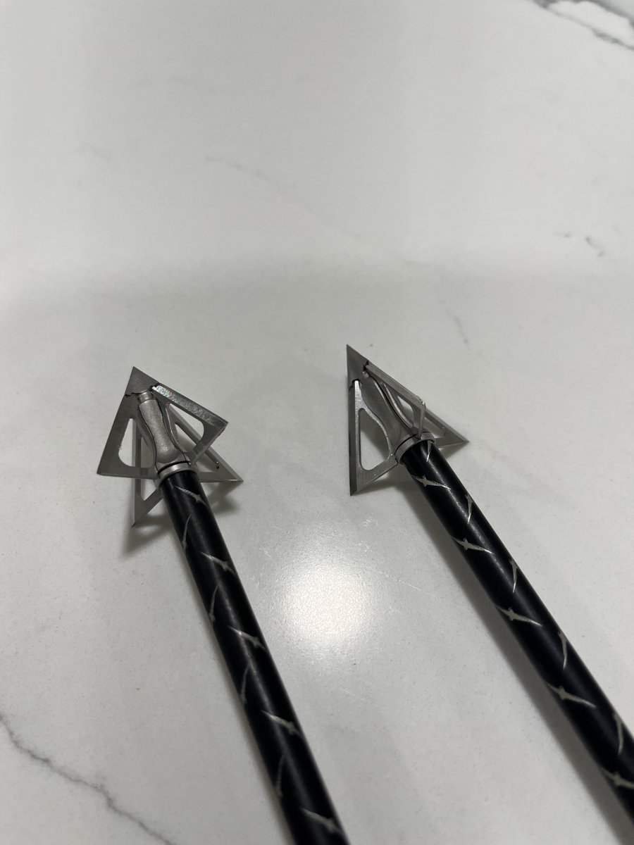 thesummithma's tweet photo. Fixed or mechanical broadheads?
2 blade, 3 blade, or 4 blade?
100 or 125 grain?

Personally, I'm a fan of @g5outdoors 3 blade 100 grain Striker broadheads.

#archery #broadhead #debate https://t.co/K3xCik07Wg