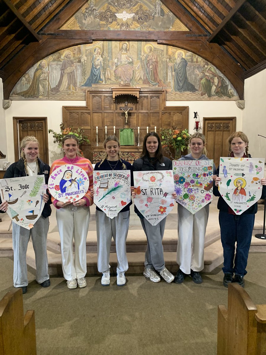 AmpColl_StM's tweet photo. #everydaysaints St Margaret’s retreat today was spent in Deaneries. https://t.co/jCjJKDNYKu
