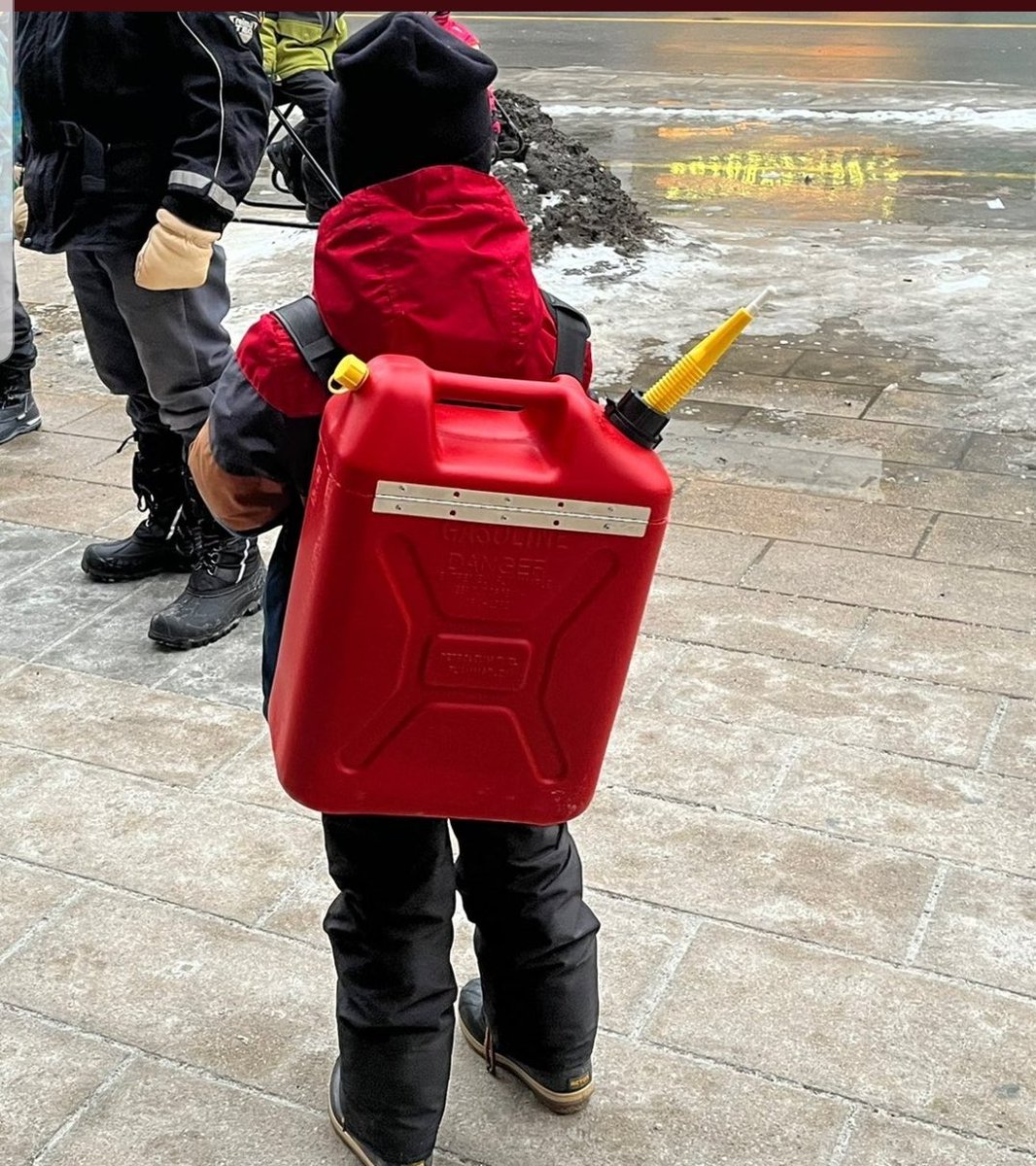 arsongurl's tweet photo. @covid_parent I am sure you can still smell the sweet scent of diesel, feces, urine, booze and pot! The nonstop sounds of truck horns, bullhorns, swearing, yelling, burping and farting!
I feel for you 🤪
#IStandWithTrudeau #TrudeauWasRight #FluTruxKlan #RollingBlunder #TimbitTaliban #freedumb https://t.co/xteXLQkXKr