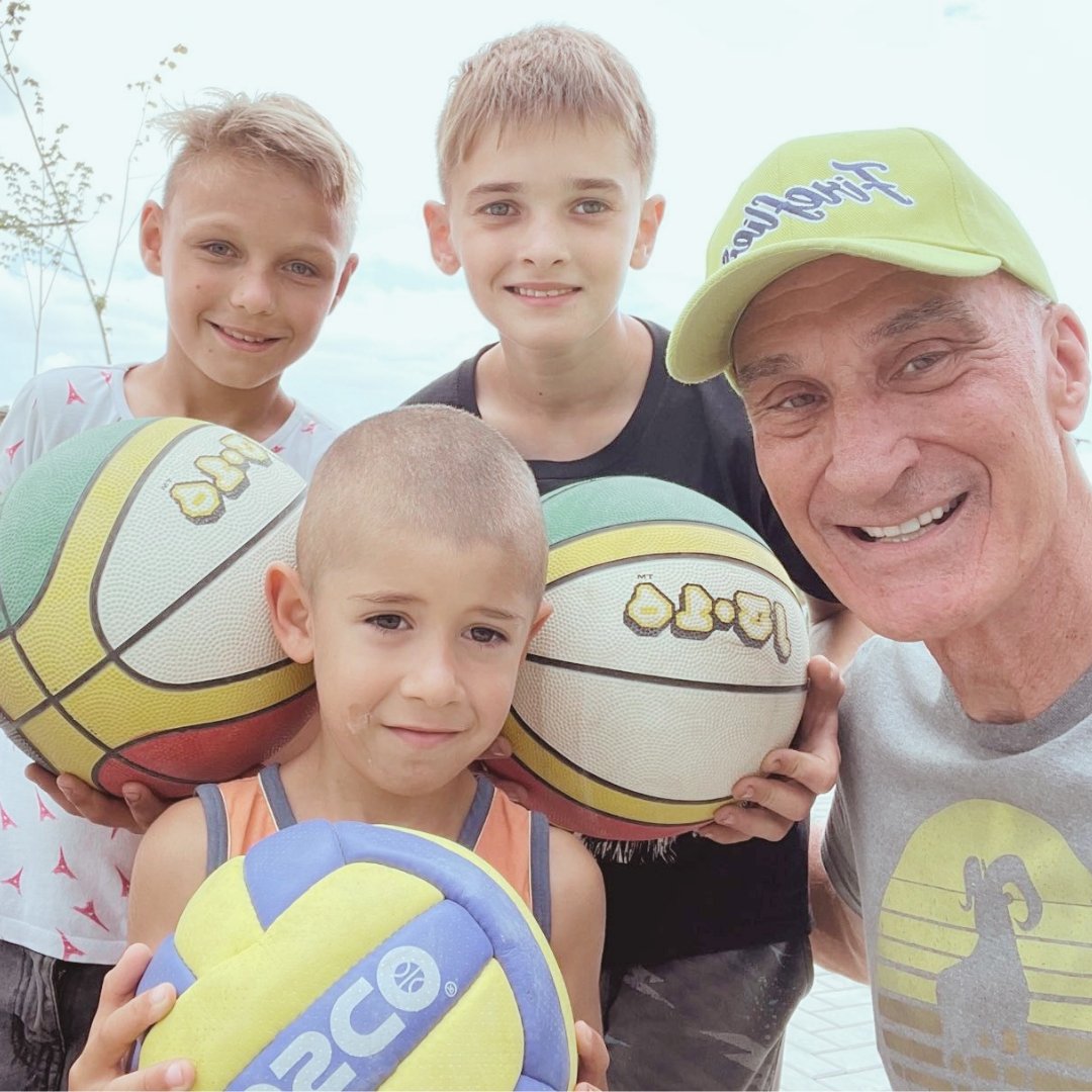 RoadsofHope's tweet photo. The children you sponsor get lots of fun and play thanks to your generosity! Help us keep their childhoods full of joy by donating now at https://t.co/6Jxx1LvtB6!
#roadsofhope #orphans #orphancare #humantrafficking #humantraffickingawareness #moldova #ukraine https://t.co/gxNb13rtYG
