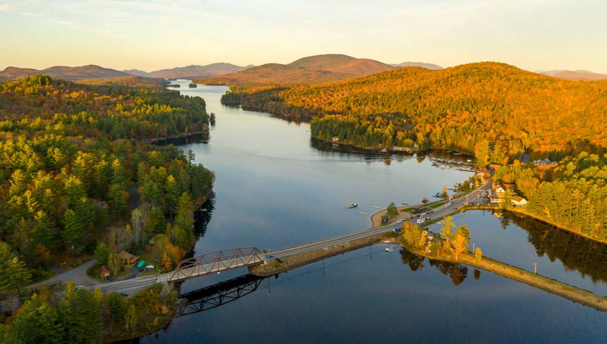 The Adirondack Park boasts one of the longest fall foliage seasons in the nation making it a fantastic getaway for leaf-viewers, hikers, and couples seeking to take in the park's natural beauty.

#adirondacks #adirondackpark #adirondackmountains #fallvibes #fallfoliage #fallmood