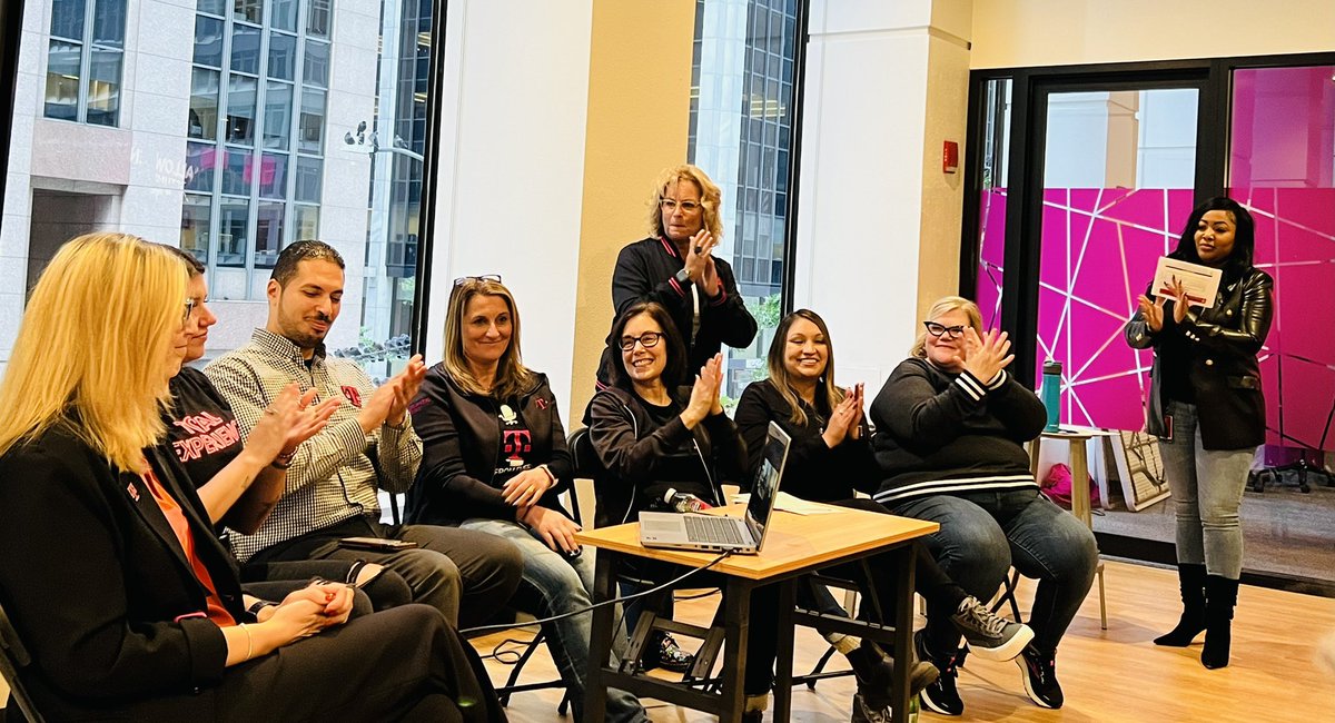 Mindy Reinoso tweet media