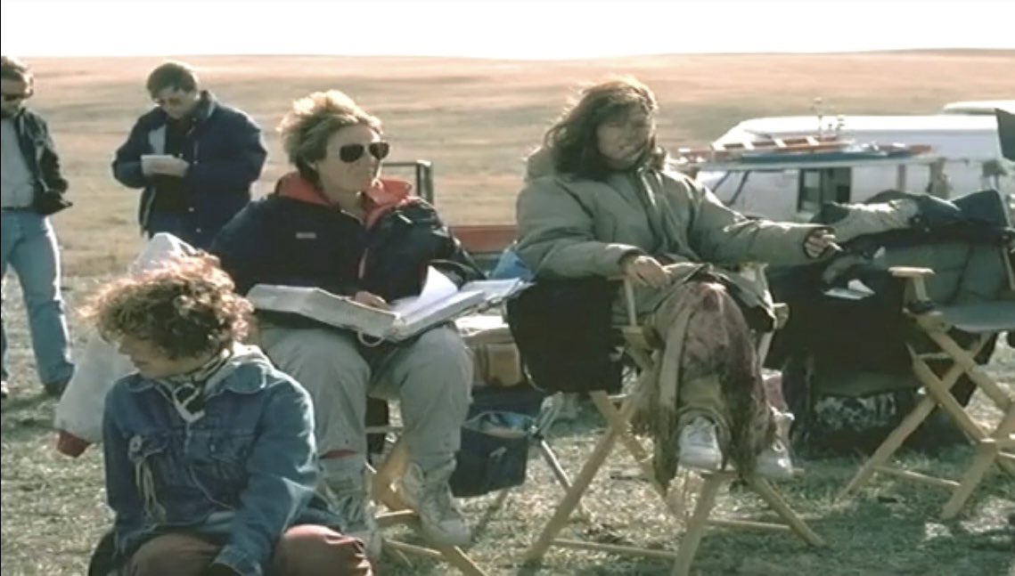 ShirleyDeLeoni1's tweet photo. Appreciation post for #KevinCostner for casting the perfect #StandsWithaFist!!❤️
#MaryMcDonnell #DancesWithWolves #32YearsDCPremiere https://t.co/mbzEyJZX5e