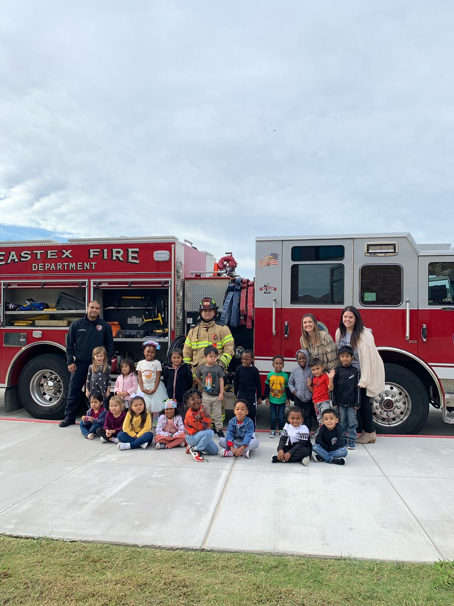 MrsWhite_PreK's tweet photo. Our Pre-K Blue Jays loved learning all about firefighting from Station 36 Eastex Fire Department! 🚒❤️ @HumbleISD_ACE @HumbleISD_PREK https://t.co/HfzoWkci5C