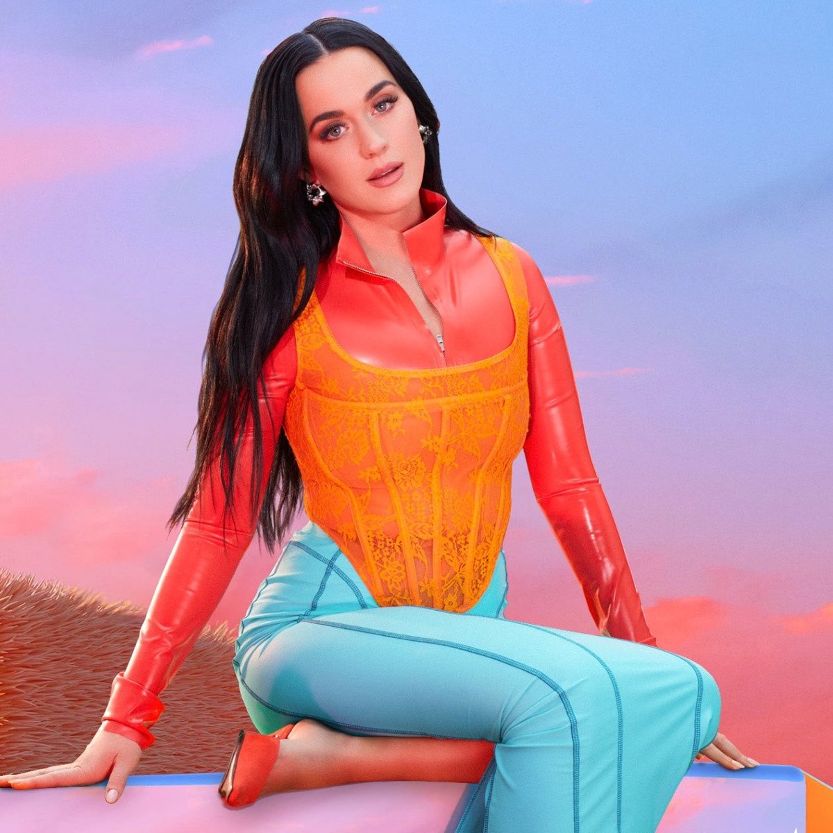 KP_information's tweet photo. Katy Perry é a artista com mais músicas acima de 13 milhões de unidades nos EUA (3). https://t.co/tPVbXzqTTA
