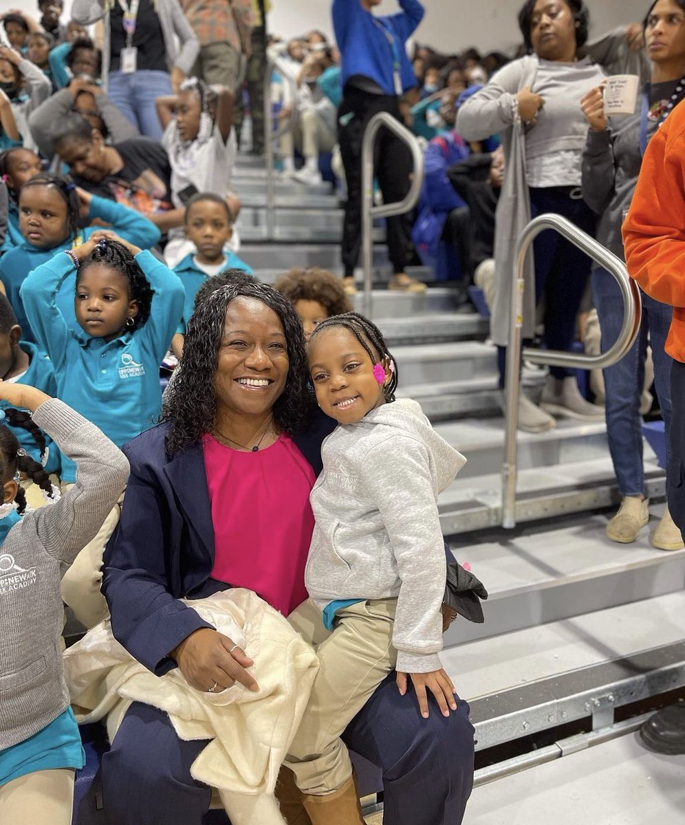 It takes a village...Thank you to the 166(!) grandparents who joined KIPP Seek Academy this morning for school trivia and community connection! We appreciate everything you do to support your grandchildren every day.
#community #school #education #newark <a href="/KIPP/">KIPP Public Schools</a>