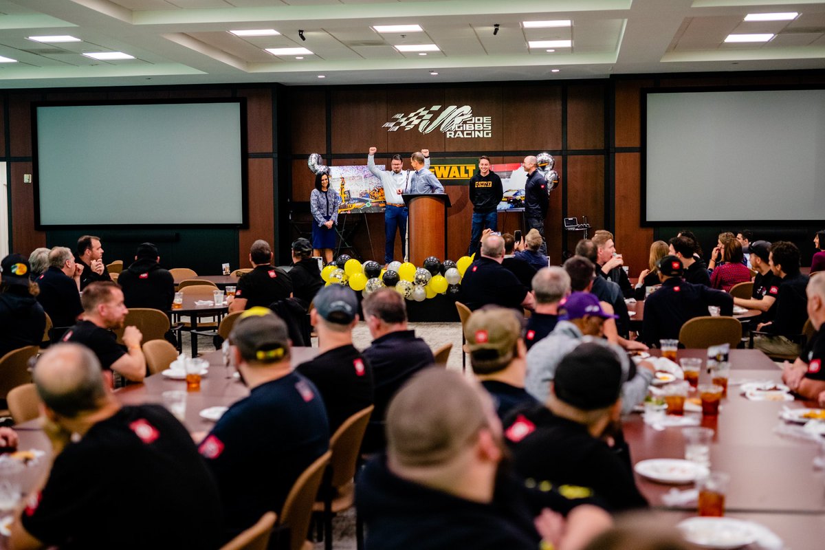 A very special “Thank you!” to our friends from @DEWALTtough for a victory lunch in celebration of @CBellRacing and the No. 20 team’s win at Charlotte. Let’s do it again soon! #TeamDEWALT #DEWALTTough