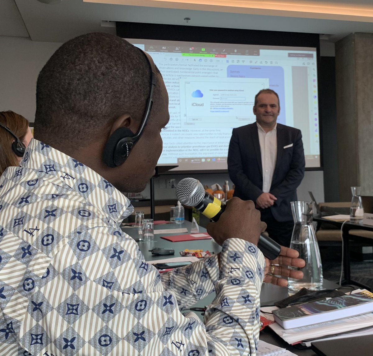 CxG Praxis Lab tweet media