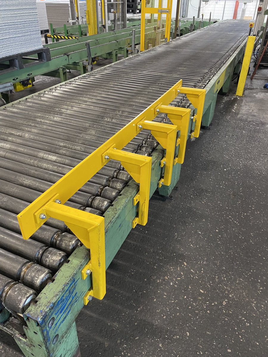 jpceng's tweet photo. Couple of health &amp; safety jobs all designed &amp; manufactured in house.
Safety posts, machine gate, conveyor stop &amp; vacuum door. https://t.co/kljVfe736b