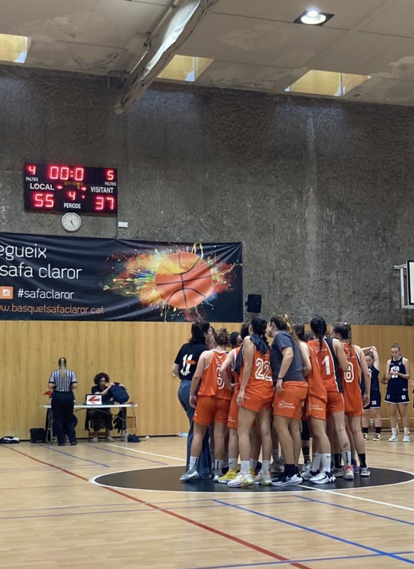 safaclaror's tweet photo. RESULTATS | 🏆 C.c. Tercera Categoria Femenina
#SenBFem 5️⃣5️⃣
@BasquetPia 3️⃣7️⃣
#SafaClaror | #ForçaSafa https://t.co/G84XsruqHb