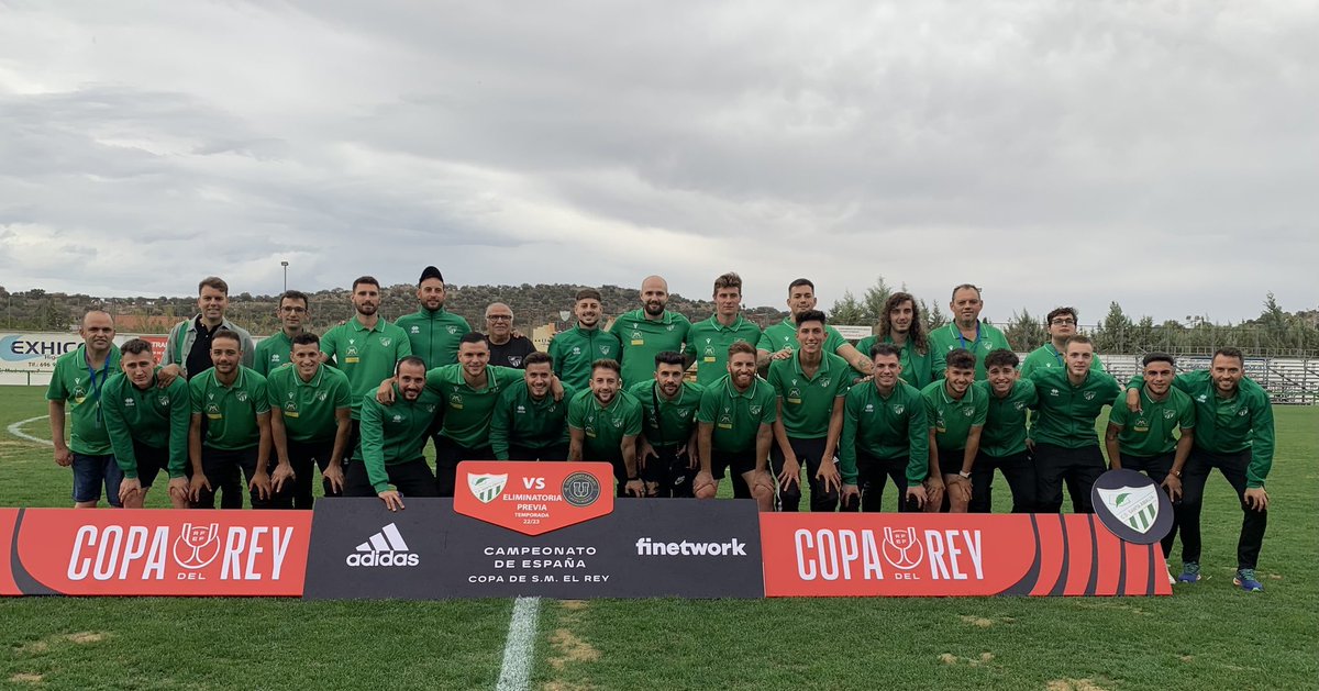 elchiringuitotv's tweet photo. ⚽️✅¡FINALES en la 𝐏𝐑𝐈𝐌𝐄𝐑𝐀 𝐑𝐎𝐍𝐃𝐀 de #CopaDelRey!

👉@cdamigo 0-3 @CDFuentesOf
👉Ceuta 6 de Junio 0-3 @CDAlcora
👉@CD_Algar 4-1 @melillacd
👉@CDSantaAmalia 2-1 @UniversitarioF2 

¡Nos vemos a las 23.45h en MEGA! https://t.co/TcrrW9EBrE