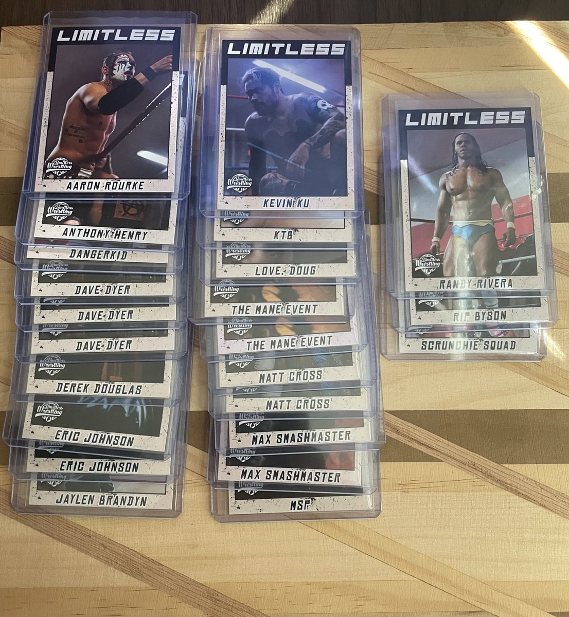 CollectingWithC's tweet photo. All my series 4 limitless extras available for sale, throw me a message if youโre interested in any ๐ค #LimitlessCards https://t.co/0luWyxqZ1k