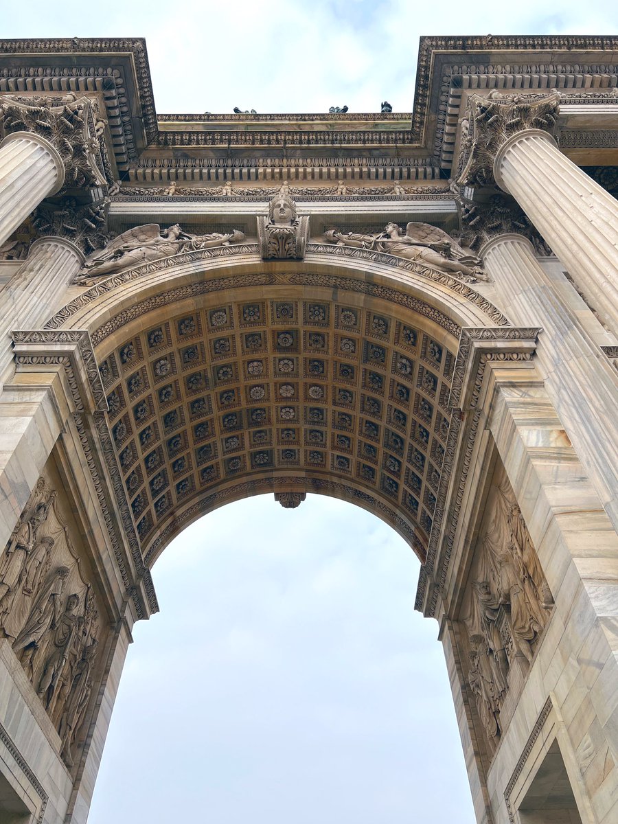 It’s all about the details 😍 Arco della Pace #Milano #milan #Travel #photography #Italy