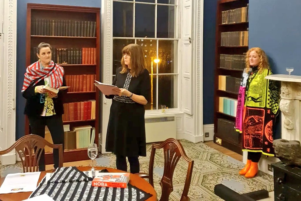 NewIslandBooks's tweet photo. And lo and behold...a Nora Barnacle #LimitedEdition Scarf is born! From the genius design team at @esheep_knitwear and magic words of @NualaNiC💡
#NoraBarnacle #YouAreStory #IrishBookWeek #BooktoScarf #ElectronicSheep https://t.co/Z8jaJDKv1I