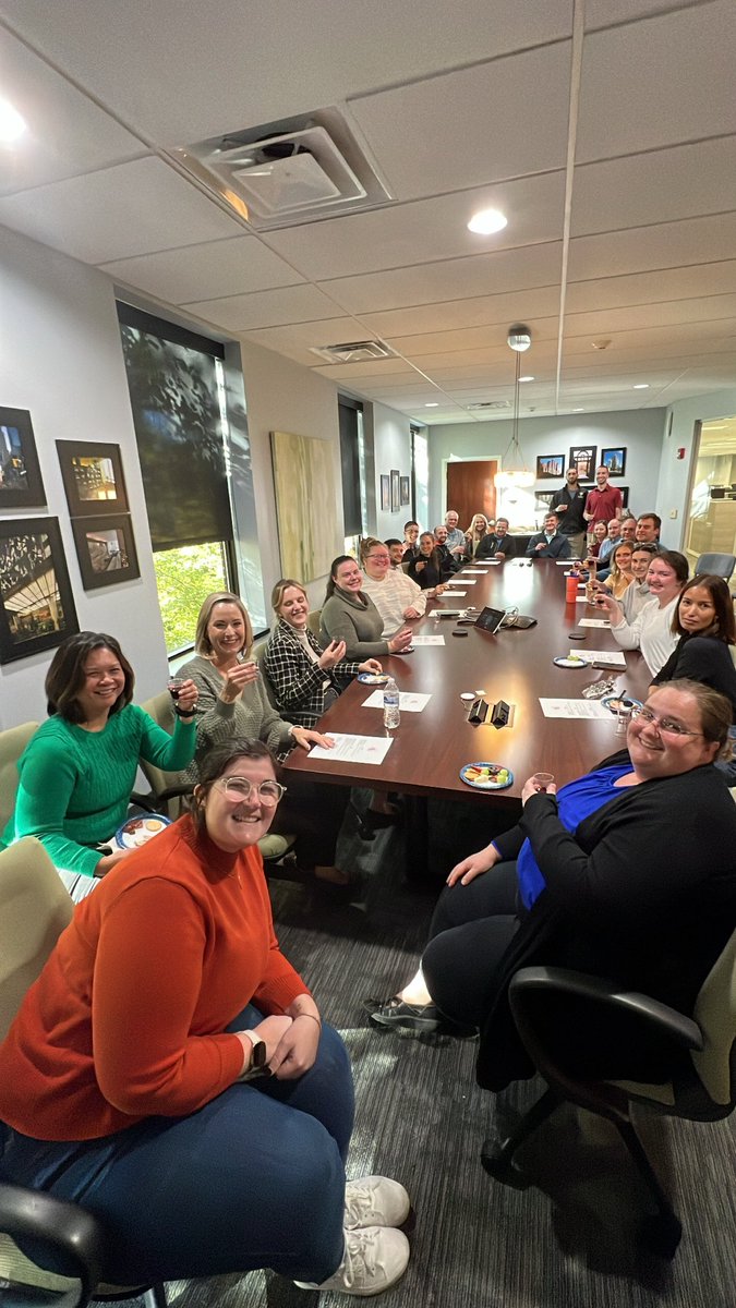 ExtellFinancial's tweet photo. No better way to finish the workday than with a wine tasting from @Old502 🍷😍 Thanks for coming out! https://t.co/BrEPjjYcmG