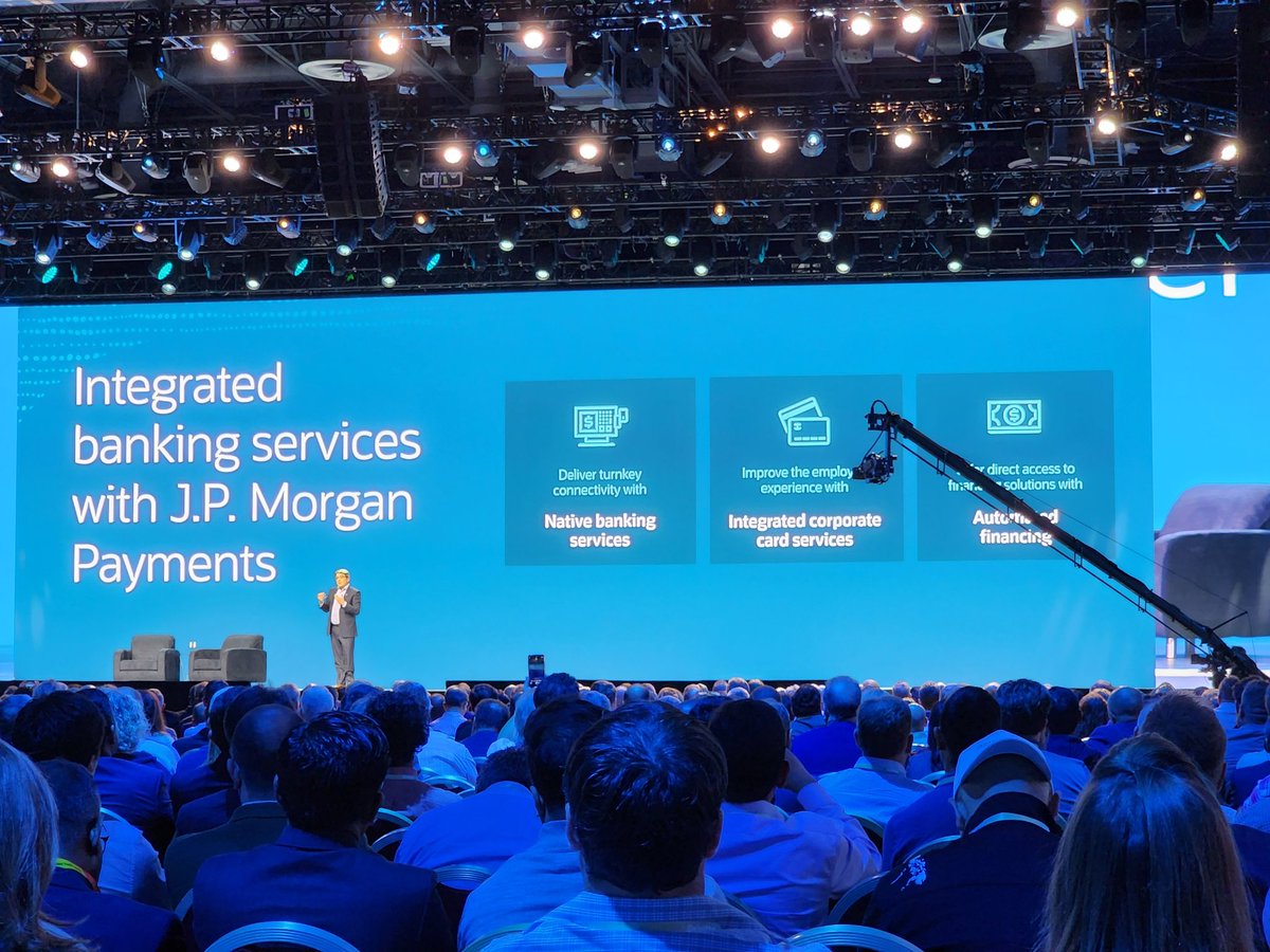 PatrickMoorhead's tweet photo. Kicking off with the biggest apps announcement, @Oracle B2B Commerce. Basically, a friction free way to do business with a network of external service providers. Banks, insurers, shippers, etc. Starts with @jpmorgan and @fedex. Via Oracle Fusion #ERP. This is a big deal.  #OCW https://t.co/7PCIbvhwYn