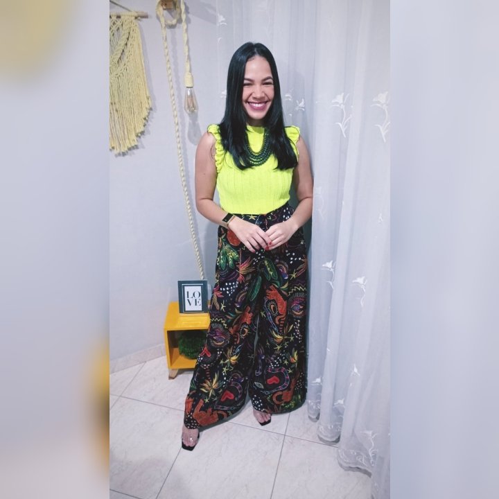 raynaaduarte's tweet photo. MT gata pra ficar só na galeria 😅 https://t.co/tcq67rBrk1