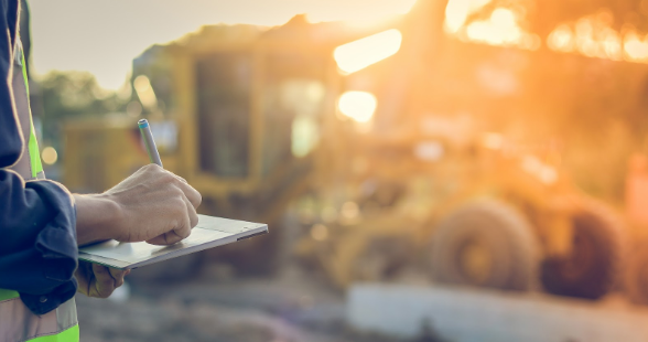 generalcrane's tweet photo. #SafetyTip: Crane operators must use the Operator Daily Log Book to ensure the crane is safe for operation. Inspection includes, but is not limited to:
➡️ Hooks and safety latches for wear or damage
➡️ Ropes and/or chain for wear or damage 
... https://t.co/Es6KEWwCVA