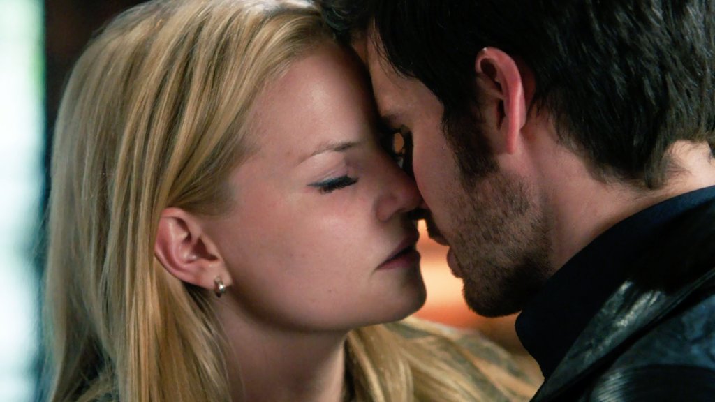 EnchantedSwans's tweet photo. ✨ CS Collection
CS kisses | 4x15-16
"Don't you know, Emma. It's you." 🥺😍
#captainswan #emmaswan #killianjones #jennifermorrison #colinodonoghue #onceuponatime #ouats4 #cscollection #cskiss #captainswankiss #captainswankisses https://t.co/TGbXYI7pod