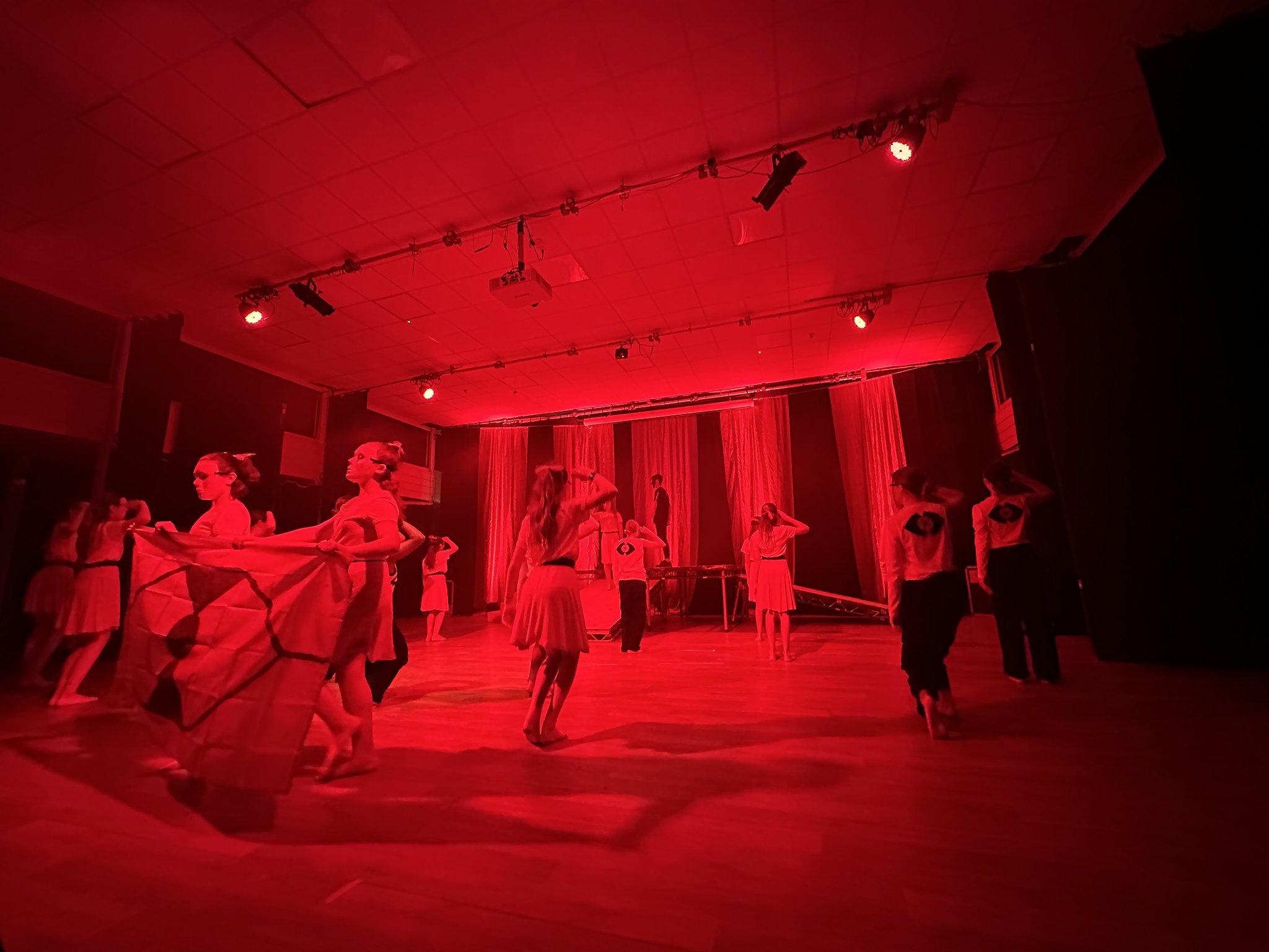 Yateley School on Twitter "House Dance was as spectacular as ever