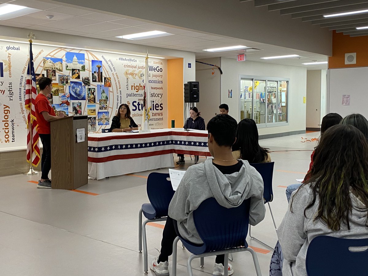 CandaceFikis's tweet photo. West Chicago senior Government students are hosting a candidate forum in partnership with the League of Women Voters right now. Candidates for the Illinois Senate and House are fielding questions from our students. https://t.co/GceYzZhGgE