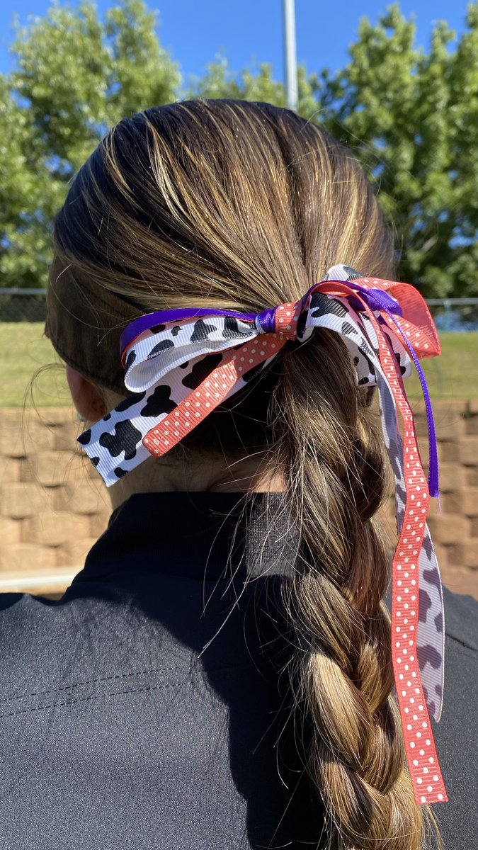 tjcapachesb's tweet photo. Today we wear purple to honor a coach, mentor and friend. Coach White impacted many lives including our Riley. 

#feathersup x #fightlikecoachwhite https://t.co/yMX1HUUXRz