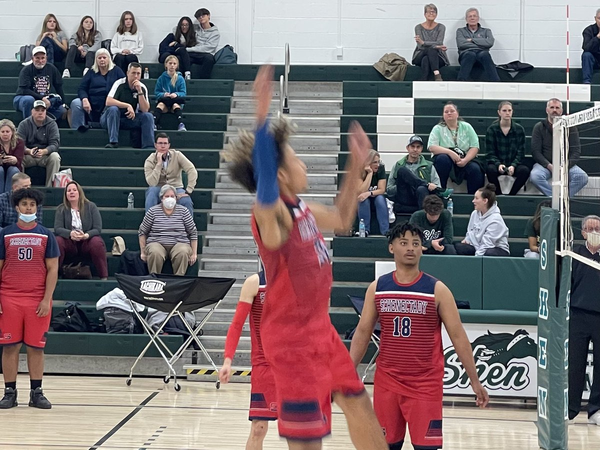mstwalsh's tweet photo. Loving our boys volleyball team!!! 💙❤️💙#schenectadyrising https://t.co/mq7sluPgk8
