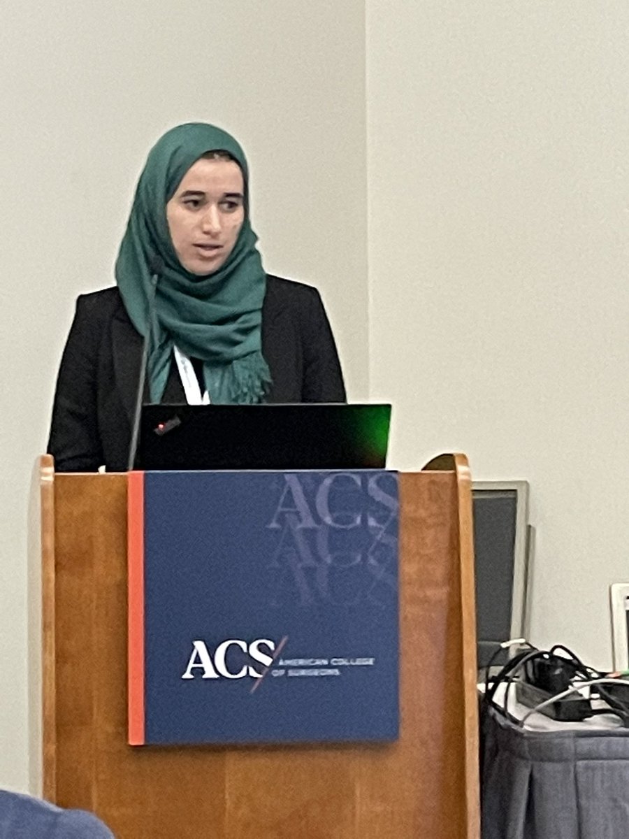 ShushAhmedMD's tweet photo. Congratulations to my medical student Khadija Soufi on her excellent presentation and to my resident Lexie Johns on executing this study! I am soooo proud of them both for their work on this very important study!! #ACSCC22 #BariatricSurgery @VictoriaLyo @UCDavisSurgery https://t.co/NKtMUuGot7