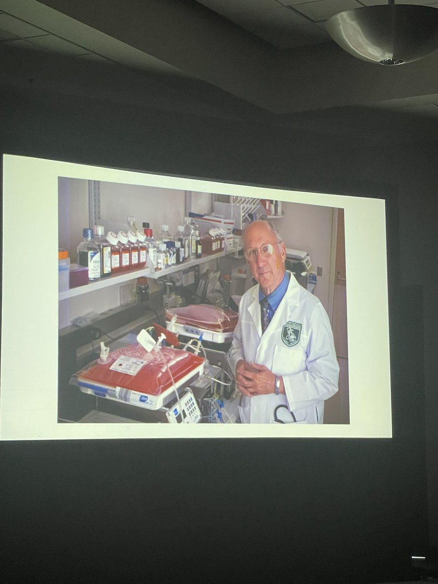 RCLanganMD's tweet photo. Beautiful tribute to a Legendary man.  True honor to have learned from him @NCIResearchCtr @NCI_SurgOncFel @AmCollSurgeons @acs_congress @sitcancer @RutgersCancer https://t.co/A9qVIS54pY