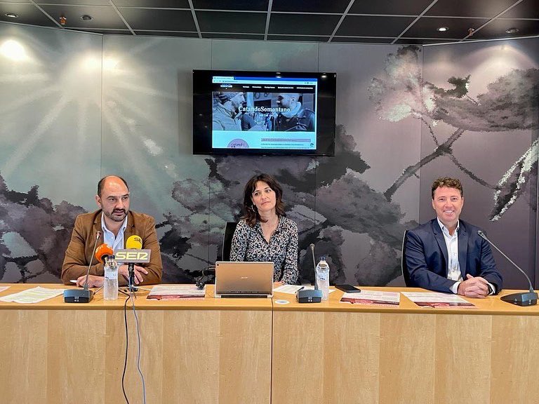 TUHUESCA Turismo provincia de Huesca tweet media