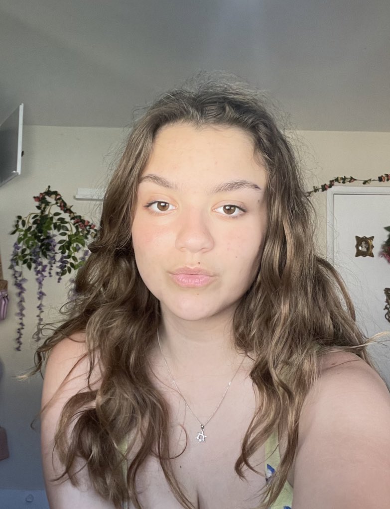 maya ︎ (@mayaisfiya) / Twitter