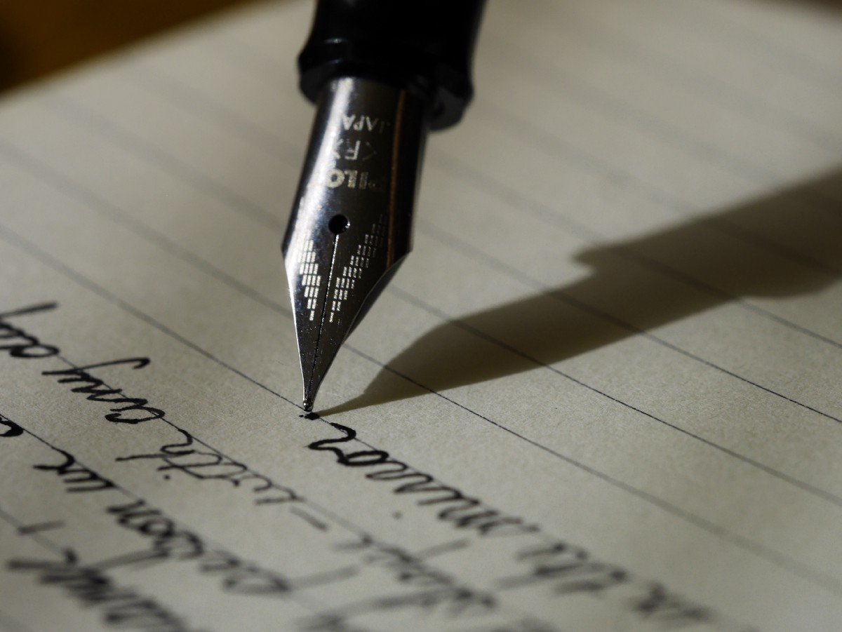 I write because it's an okay pastime.
#NTHCinspire #WhyIWrite #Litote <a href="/Bence_EDU/">Janelle Bence</a>