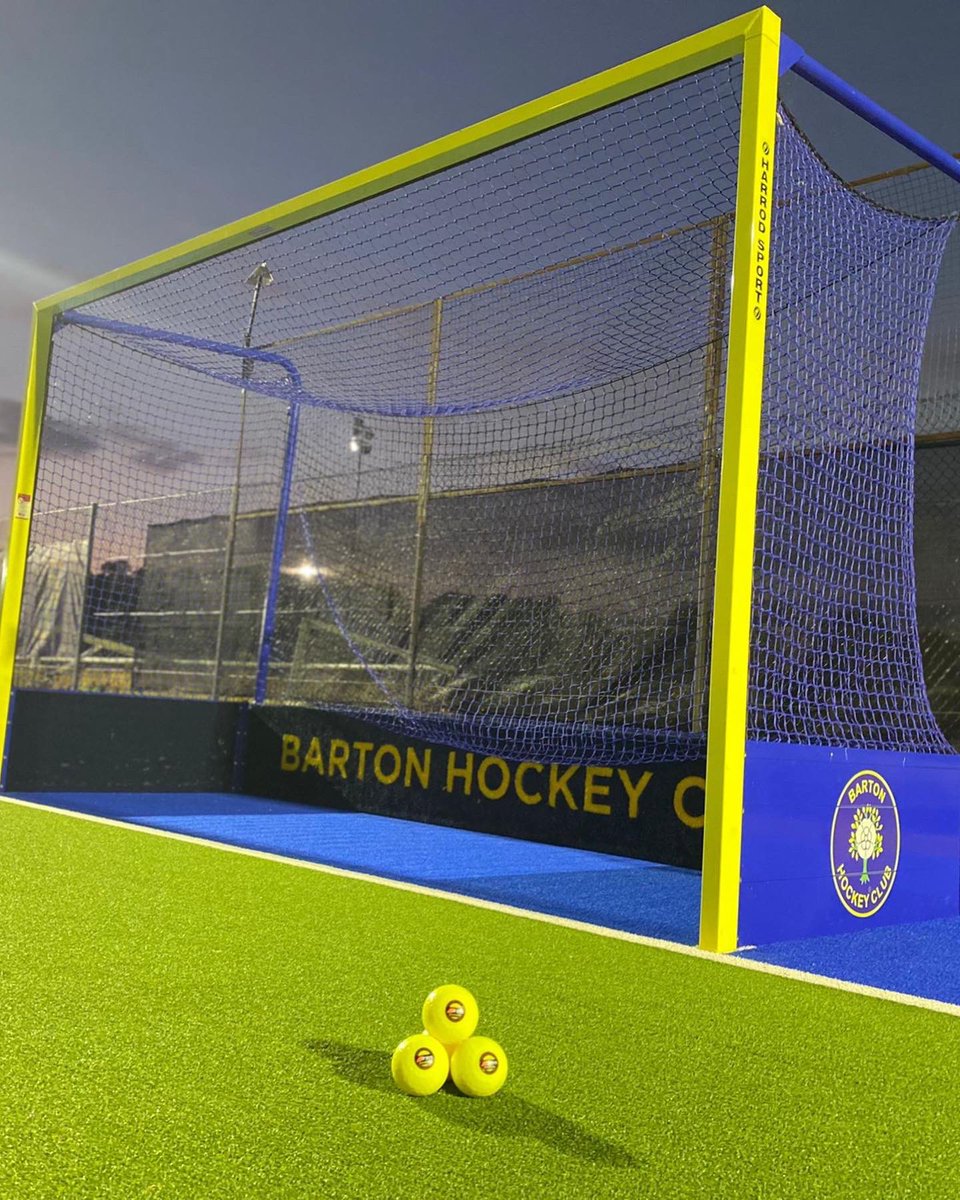 BartonHockey's tweet photo. New pitch ☑️,new Led flood lights ☑️, new goals ☑️new dug outs ☑️,new high ball stop netting ☑️,new stand ☑️. With all work now completed on our pitch, we would like to say a huge thank you to everyone who helped make this happen and supported with funding towards the project 🙌 https://t.co/TS6gp0rCkc