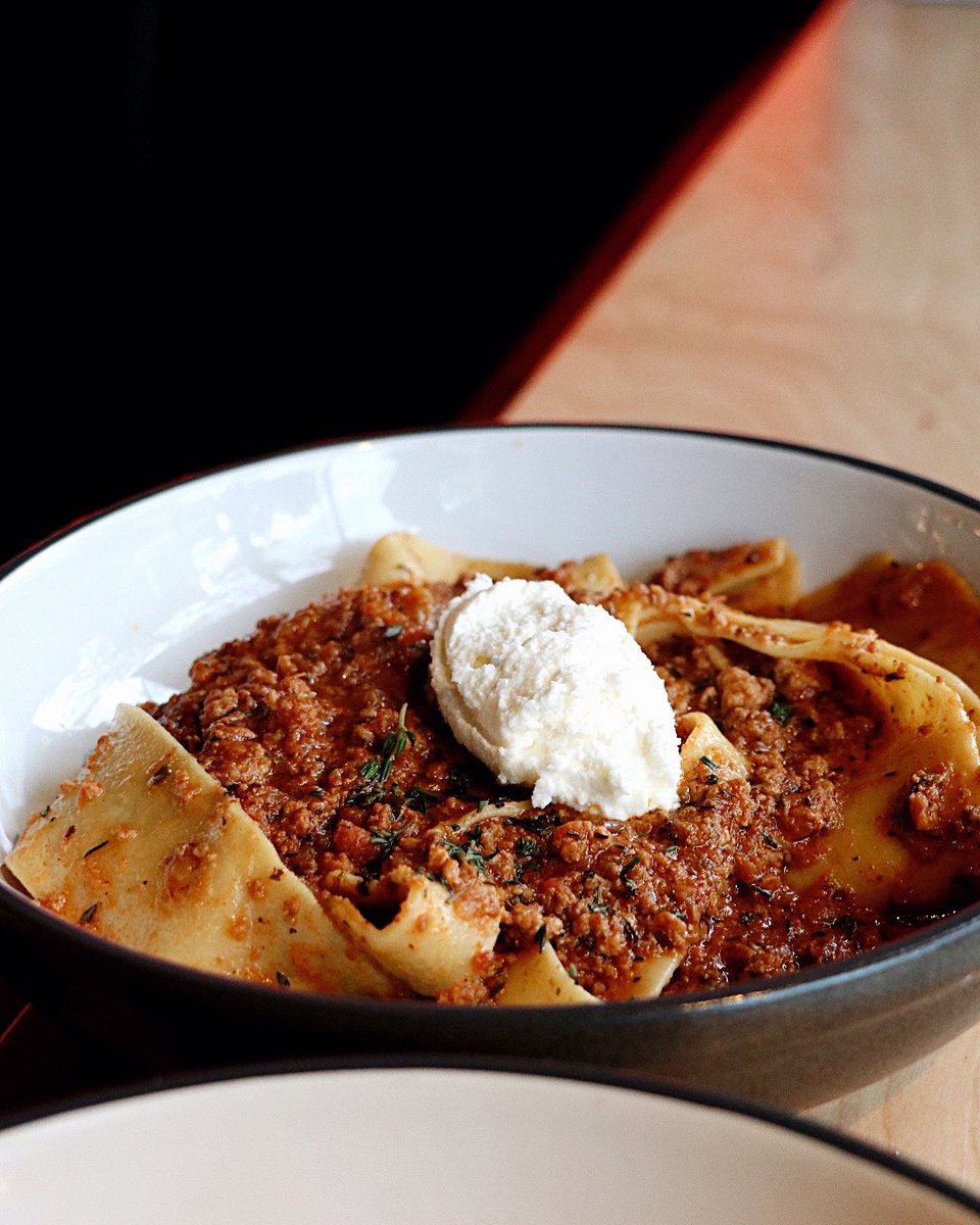 brightside_CLE's tweet photo. We ♥️ a classic Italian dish. Bolognese // beef &amp; pork bolognese, house fat noodles, ricotta, fresh savory herbs, shaved pecorino.

Now serving at #brightsidecleveland. #ohiocity #brightsidecle https://t.co/2FvxxTFUxs
