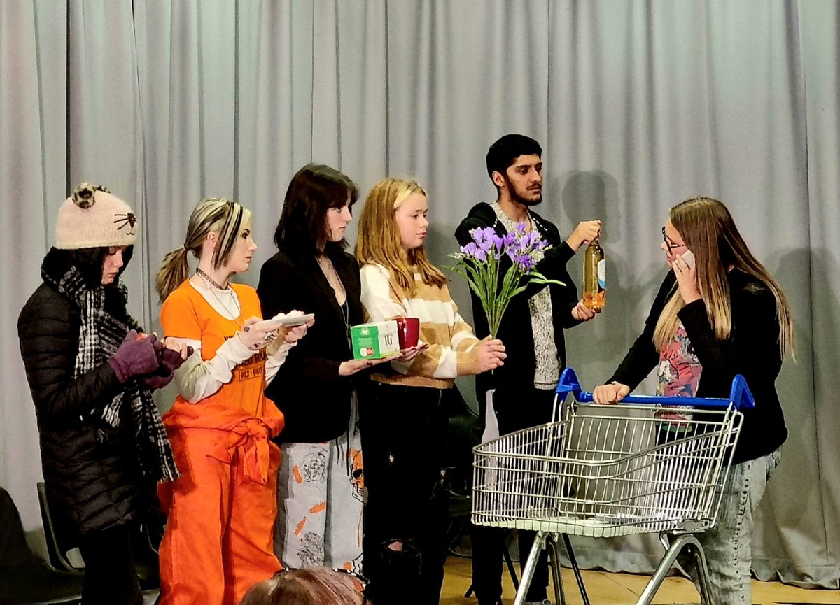 NVBorderlines's tweet photo. What a premiere!!! Our Young People Theatre Company did it again - a fabulous performance witnessed by their #family & #friends #ThinkingOutLoud Oblivious of their talent they made us think, they made us laugh!!! Well done All! @SWhetnall @SusanEMoffat @Aida_S_Haughton @BenjoBD https://t.co/0x3lRjs4VG
