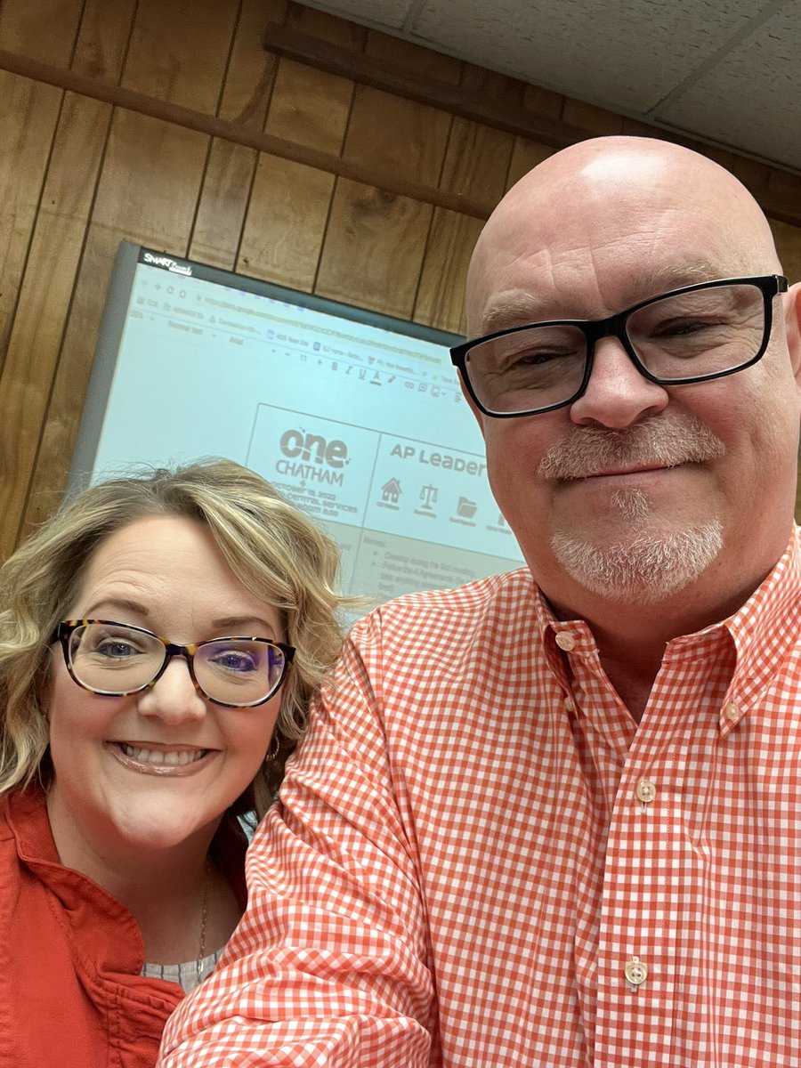 dramandamoran's tweet image. Today was Unity Day and we saw lots of folks wearing orange to show support for kindness, inclusion, and no bullying! #ccsunity