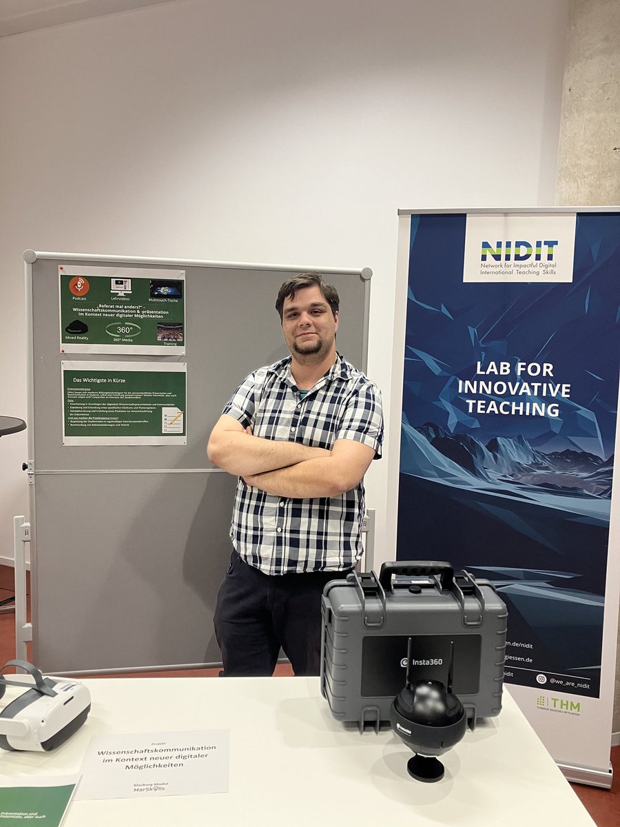 r_Siegmund's tweet photo. Heute durfte ich beim Auftakt des MarburgModuls meine Projektidee für Studierende im Rahmen der #Marskills vorstellen. Es gab tolle Gespräche mit Kolleg*innen und engagierten Studierenden. Neuer Impuls: #VR und Debattierclub, geht da was? #NIDIT #UniMarburg @inno_lehre https://t.co/TccyH0Ebye