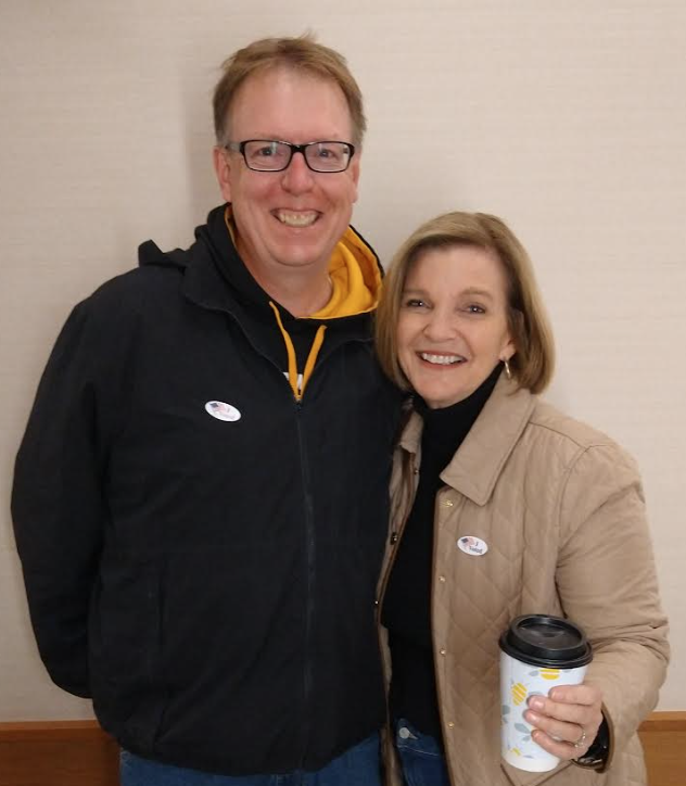 SenatorRobHogg's tweet photo. So I got to vote for Liz Mathis today. Liz voted too.

Voting runs from today through Tuesday, November 8.

#FirstDayOfVoting https://t.co/MZCySM8uuz