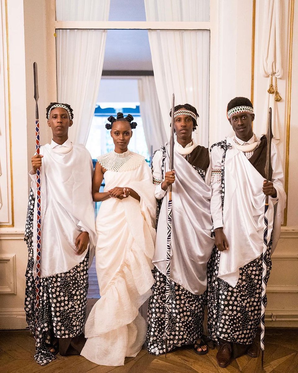 Danimoliere's tweet photo. Our culture 🇧🇮×🇷🇼 
#TheheartofAfrica 
📸 @burundionthemap https://t.co/RYqi0BusEM