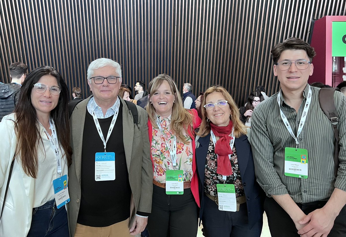 veropiccini's tweet photo. Cumbre Mundial de Alcades C40
FORO URBANO FEDERAL
Diálogo de ciudades y regiones
metropolitanas para impulsar la
acción climática
@secambienteareq
@c40cities #UnitedInAccion @ramcc_ar @comunadearequito @paolaforcada @ambienteareq #C40Summit https://t.co/bplLDOKdxN