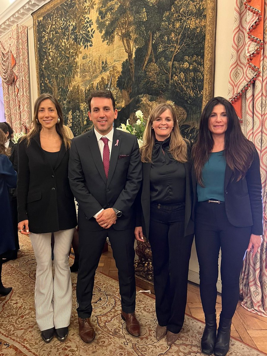 veropiccini's tweet photo. Cumbre Mundial de Alcades C40
FORO URBANO FEDERAL
Diálogo de ciudades y regiones
metropolitanas para impulsar la
acción climática
@secambienteareq
@c40cities #UnitedInAccion @ramcc_ar @comunadearequito @paolaforcada @ambienteareq #C40Summit https://t.co/bplLDOKdxN