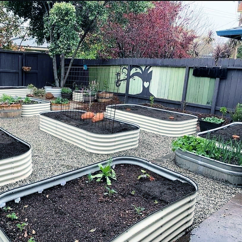 Thank you so much, Grow Garden Grow, for our 3 Vego beds! We are so excited to use them! Here is a picture of what they will look like. We appreciate all the support for our school garden!

#GISDEffect #schoolgarden #Stemlearning #edibleeducation #GardenBasedLearning #science