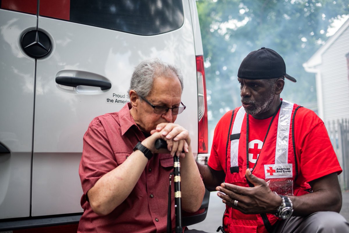 NJRedCross's tweet photo. In the past 7 days, our disaster volunteers responded to 27 home #fires throughout #NJ, providing Red Cross emergency assistance to 92 families (291 people), providing comfort, helping them with their immediate needs, &amp; resource referrals. Join our team! https://t.co/XjOZZrZc3A https://t.co/HI5I0pUR65